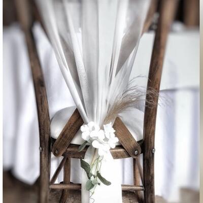 Chiffon chair drape