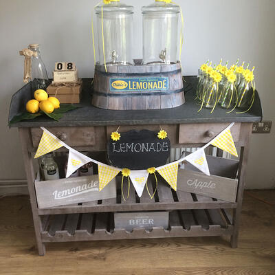 Drinks station