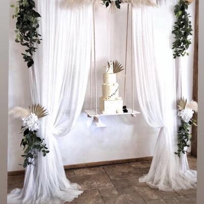 Cake swing