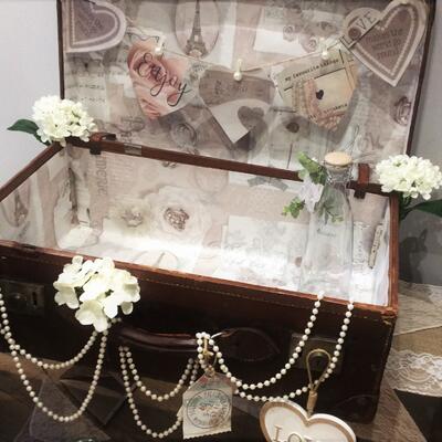 Wedding vintage suit case