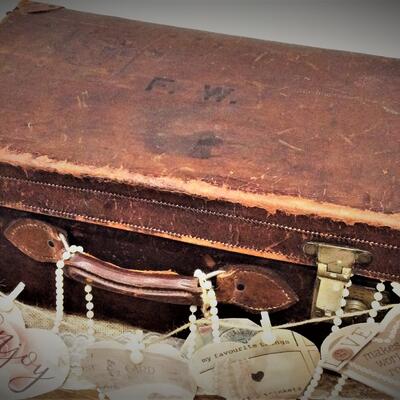 Vintage wedding case