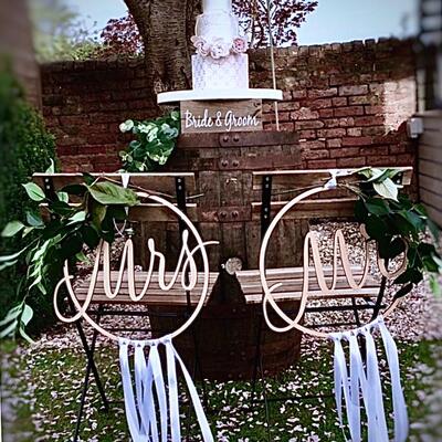 Rustic  Mr and Mrs chair signage