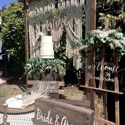 Boho wedding decor
