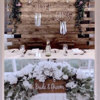 Rustic wedding decor